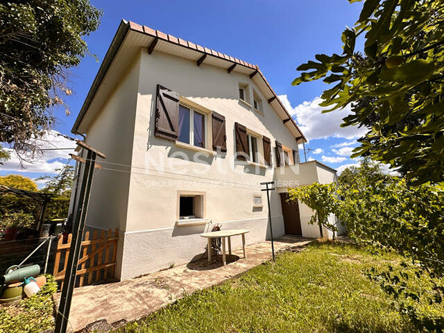 Maison  familiale 4 pièces 3 chambres avec 2 balcons et un jardin- 69500 BRON — photo du bien