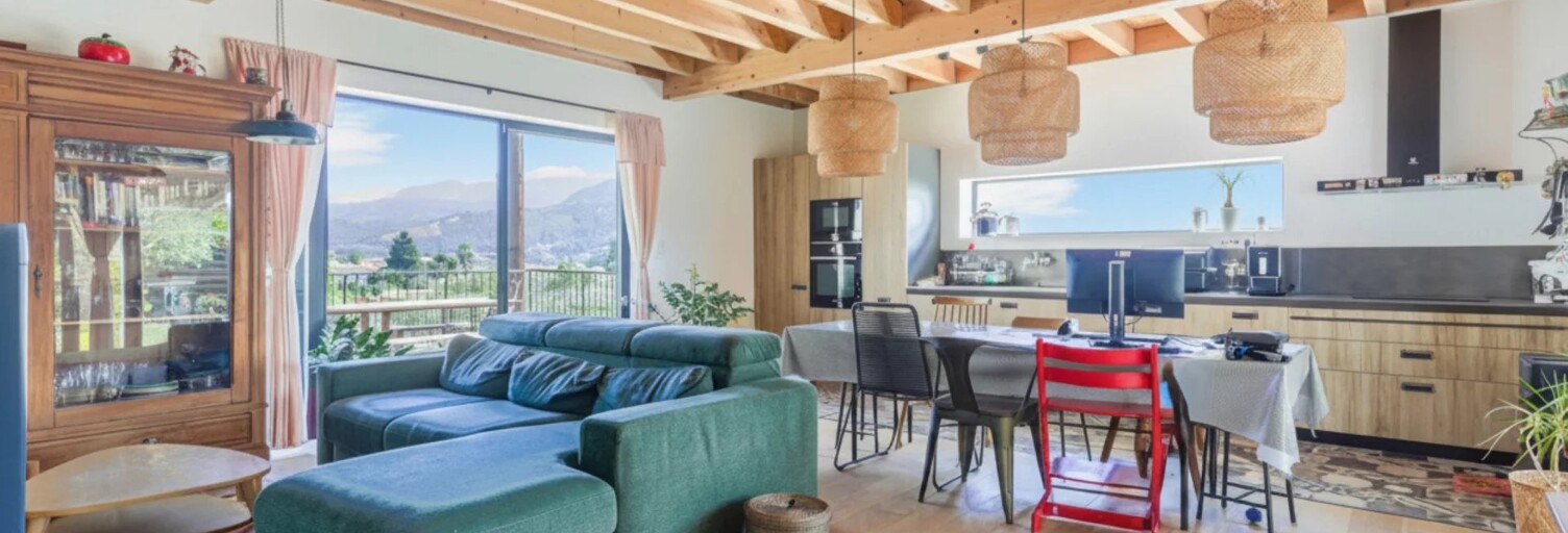 Maison 4 Pièces 117 m² à vendre à Carros (06510)