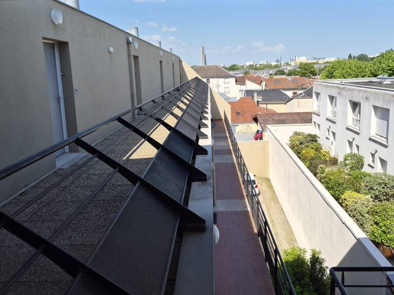 Idéal investisseur beau studio Courlancy — photo 1
