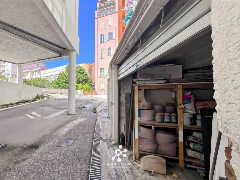 Nice - Thiers - Garage fermé avec stockage additionnel — photo 1