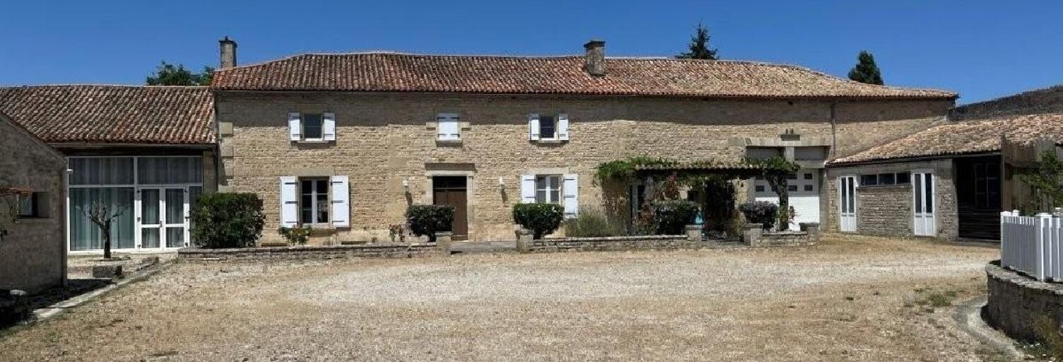 Maison 12 Pièces 400 m² à vendre à Sauzé-entre-Bois (79190)