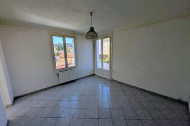 Appartement 3 pièces 790 €