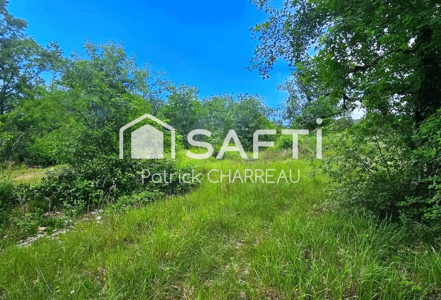 Terrain constructible - 1700 m² - CU ok — photo 1