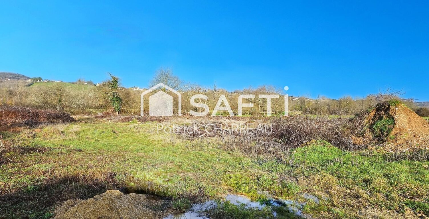 Terrain constructible - 3500 m² - Zone ARTISANALE — photo 1