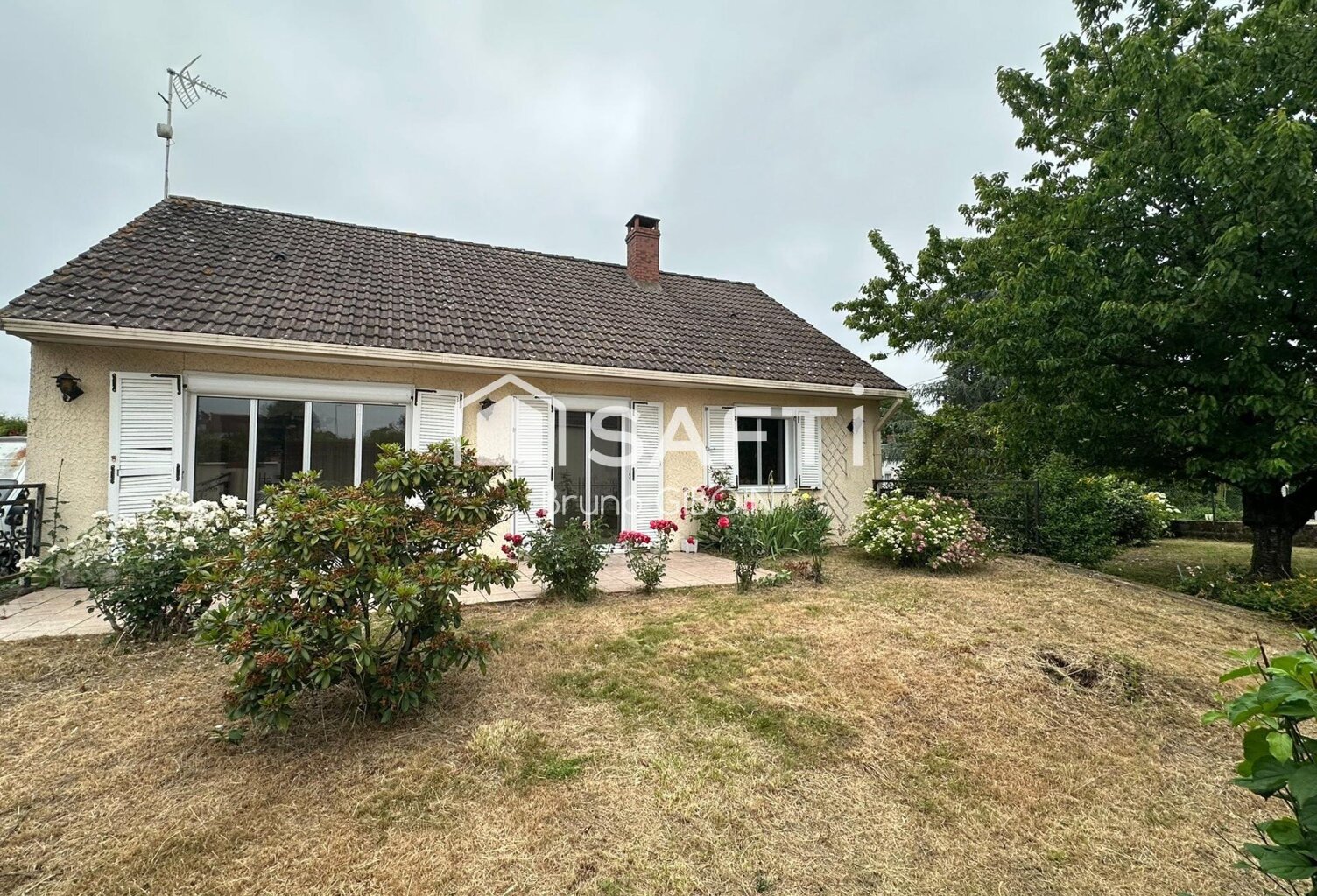 Pavillon 88 m², 3 pièces, 2 chambres, bureau, garage, terrain — photo 1