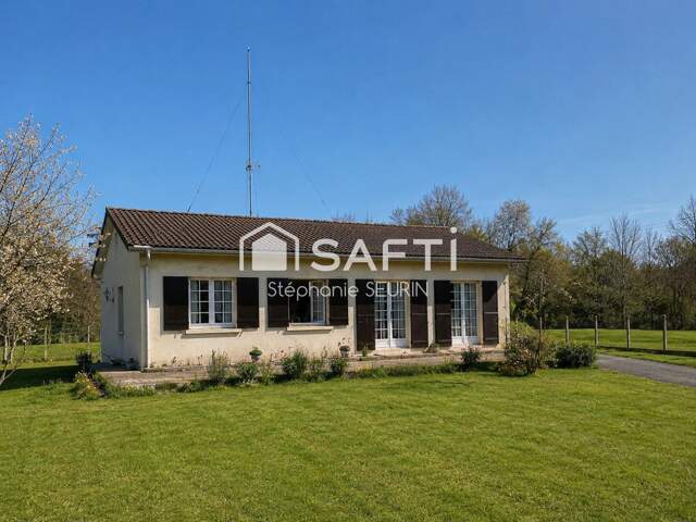 maison ,2 garages, cellier, 3 chambres — photo du bien