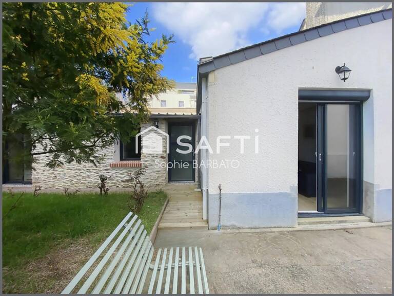 Quartier Perverie Nantes - Charmante maison en pierre rénovée avec goût. — photo 1