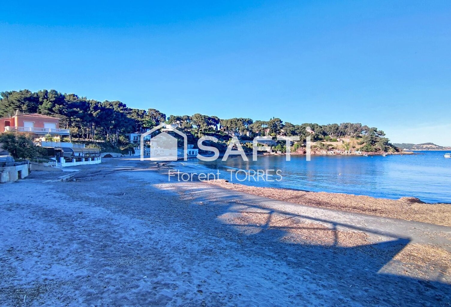 FABRÉGAS  Villa contemporaine neuve avec piscine rooftop à deux pas des plages — photo 1