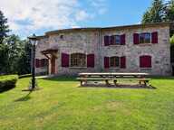 Propriété d'exception nichée dans plus de 5 hectares de nature préservée, où authenticité, sérénité et potentiel touristique se rencontrent. — photo 3
