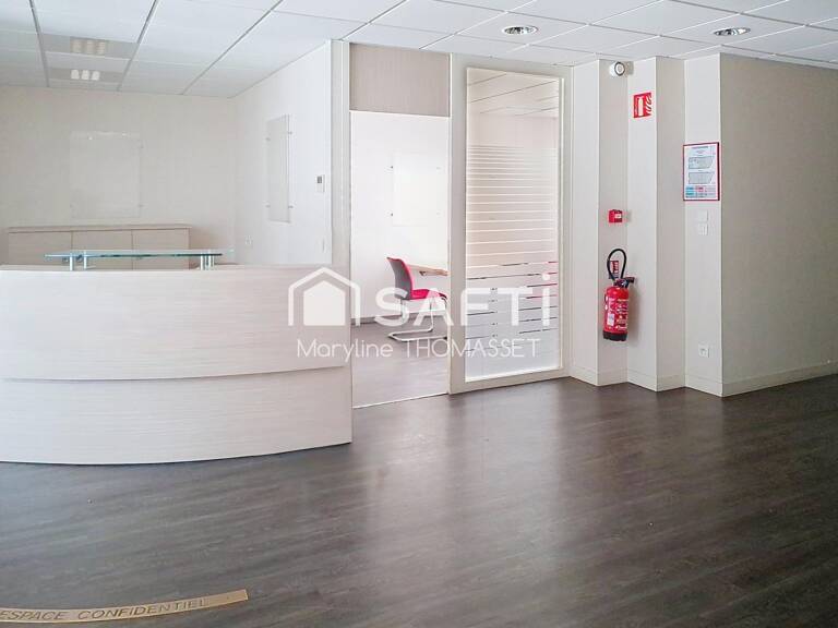 local commercial en coeur de ville — photo 1