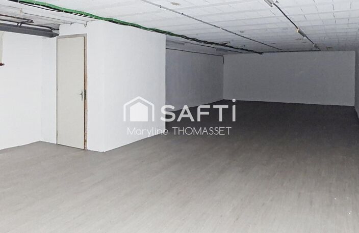 local commercial en coeur de ville — photo 4
