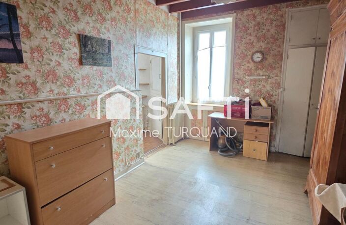 Maison d'habitation à rénover 110m², 3 chambres 730m² de terrain + dépendances. — photo 5