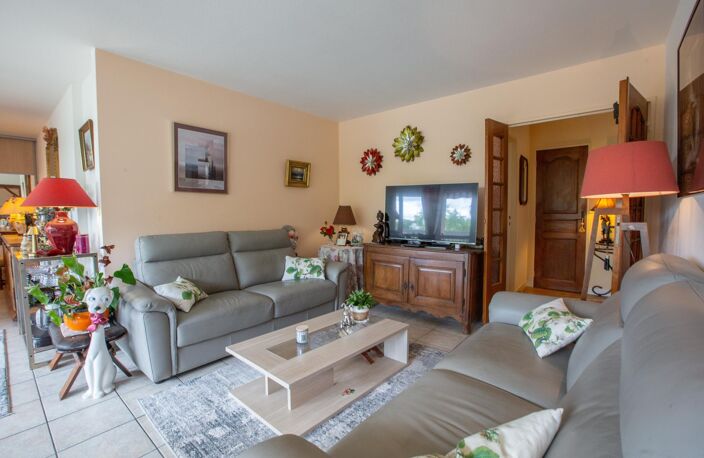 SUPERBE APPARTEMENT 4 PIECES 94 M2 — photo 3