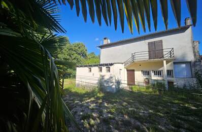 Maison familiale sur 8 500 m² avec ruisseau — photo du bien