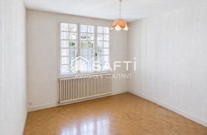 Maison familiale avec jardin et sous-sol complet au Bourg-sous-la-Roche — photo 3