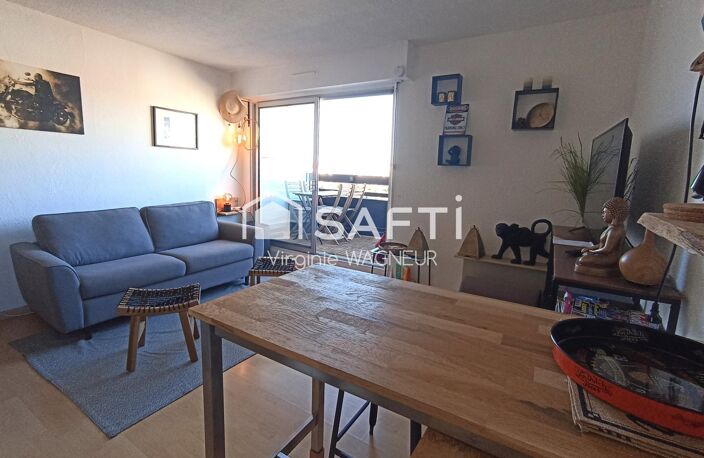 Appartement rénové de bon goût avec terrasse — photo 4