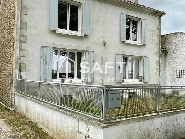 Maison de caractère avec grand terrain. — photo 1