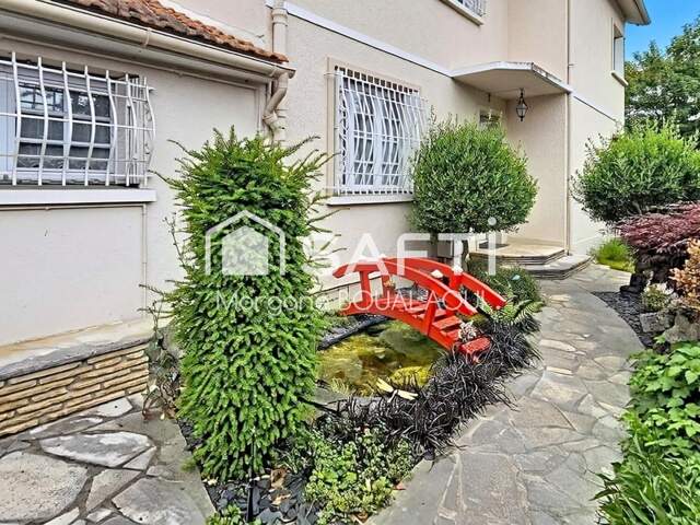 MAISON 6 PIÈCES - 155 M² -GARAGE - TERRAIN 368 M² — photo du bien