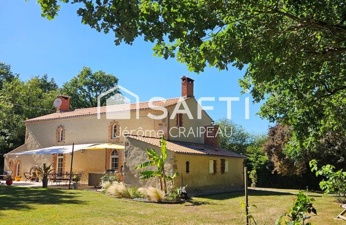 Propriété de caractère en pierre avec piscine  Cadre bucolique et préservé. — photo 5