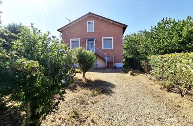 Maison 6 pièces avec jardin et grand hangar - 130m² — photo du bien