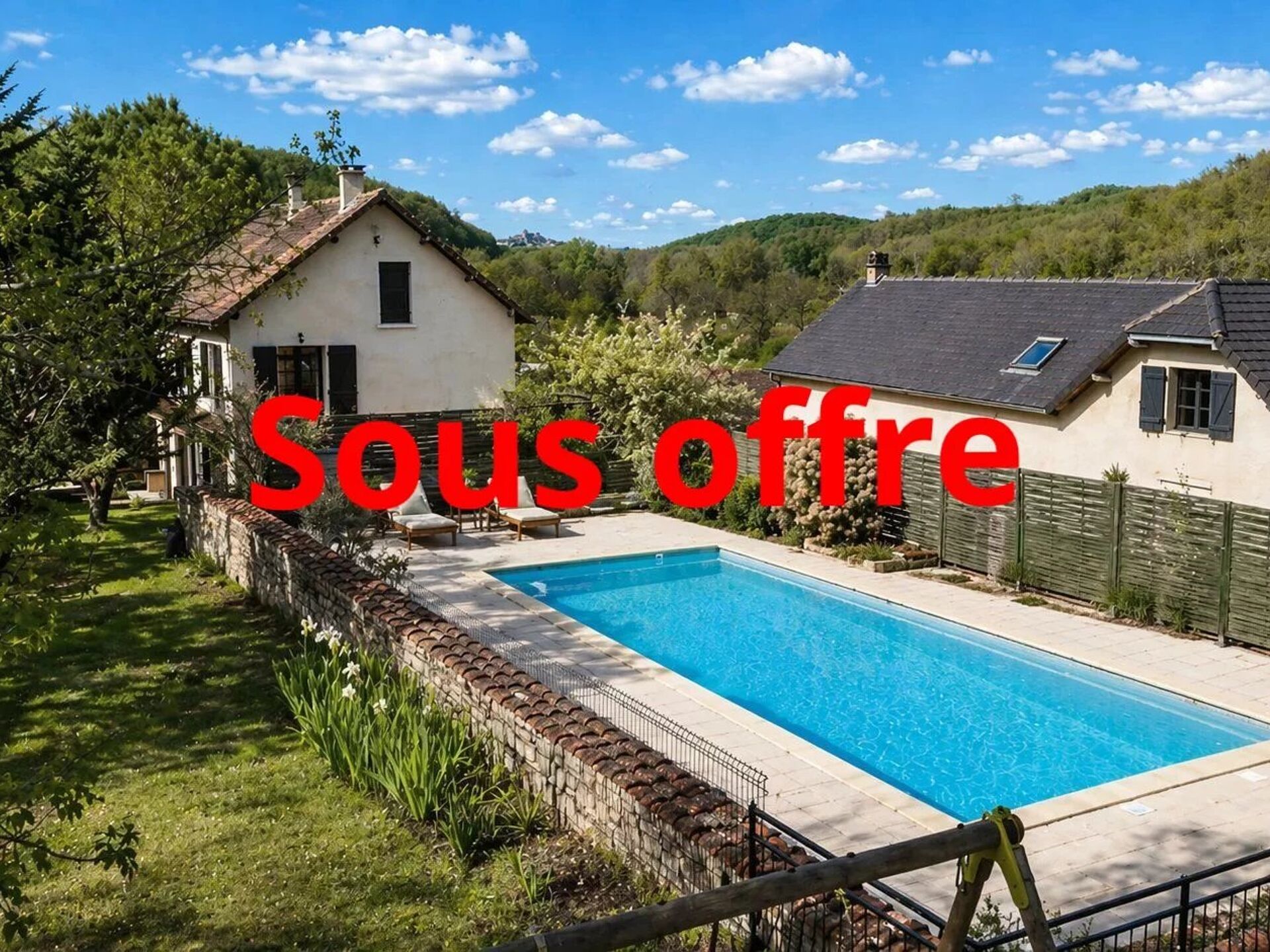 Maison 460 m² · à Gourdon · 460 m² · 415 000 €