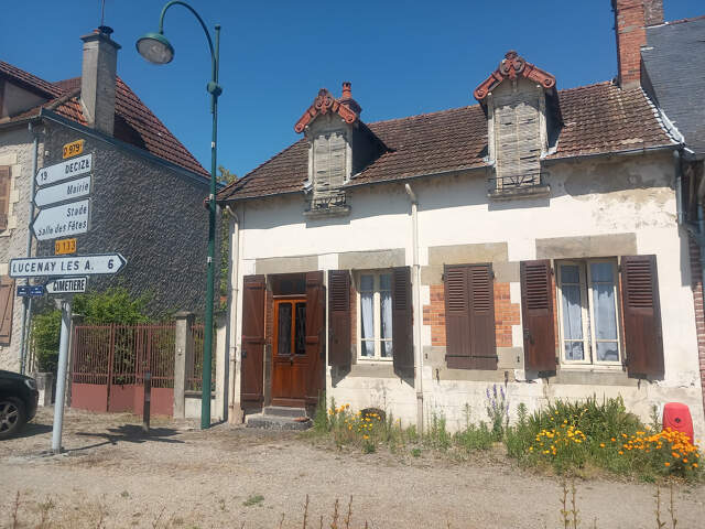 Grande maison de Bourg 3 chambres 03400 SAINT ENNEMOND — photo du bien