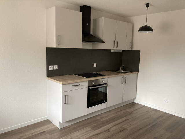 A LES ROUSSES, Appartement Type 2 entièrement rénové à louer — photo du bien