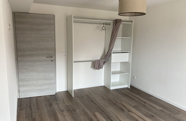 A LES ROUSSES, Appartement Type 2 entièrement rénové à louer — photo 2