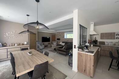 Maison 50 pièces 724000 €