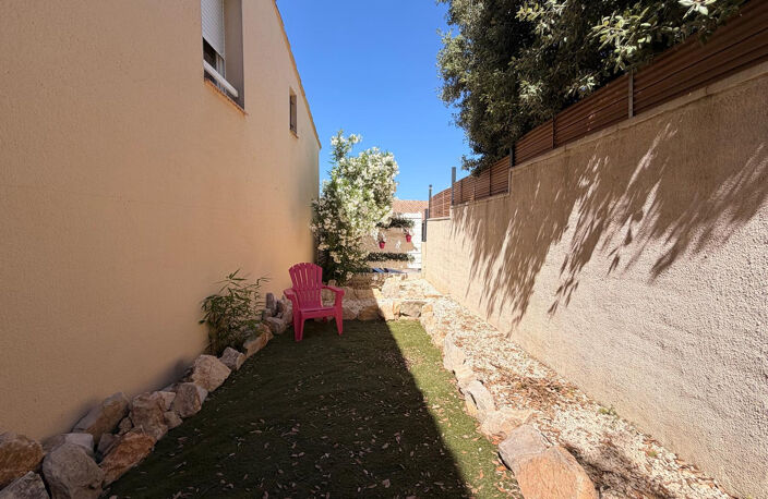NIMES VACQUEROLLES Superbe maison 5 pièces de 115 m2 avec ga — photo 4