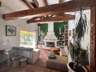 Villa  terrain de 2033 m² — photo 2
