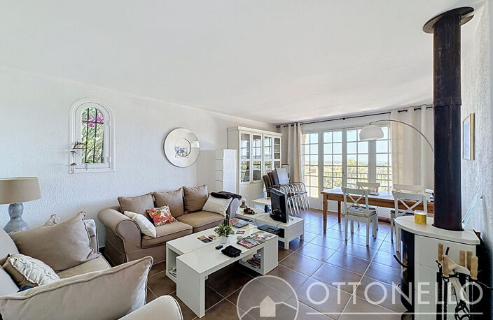 Villa Roquebrune Sur Argens 4 pièces 94,90 m2 sur 2 445 m2 de terrain avec piscine et abri-voiture — photo 3