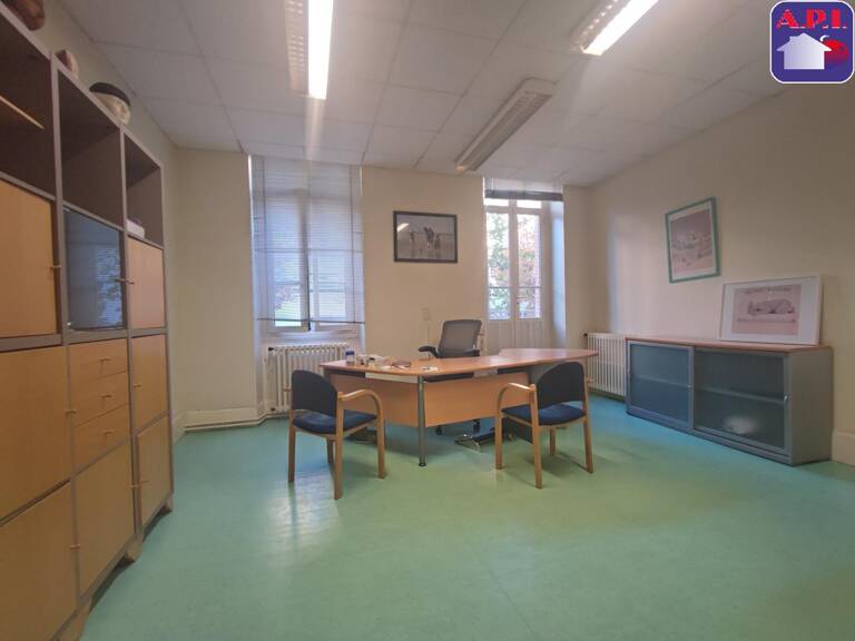 Bureau  56 m² — photo 1