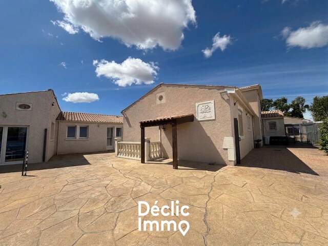 La Jarrie - Maison avec jardin, piscine, dépendances et spa — photo du bien