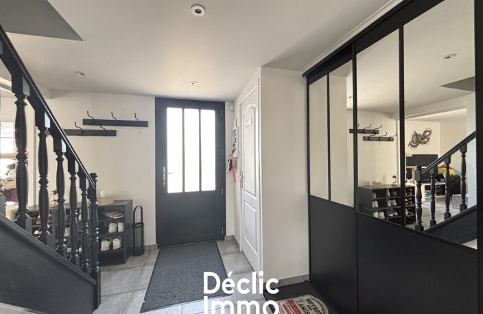 La Jarrie - Maison avec jardin, piscine, dépendances et spa — photo 5