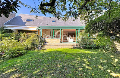 Charmante maison à vendre à Nantes - Chantenay, 3 chambres, 2 garages. Beau jardin. — photo du bien