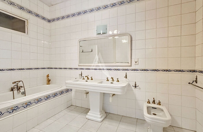Castelsarrasin ensemble immobilier de caractère. — photo 5