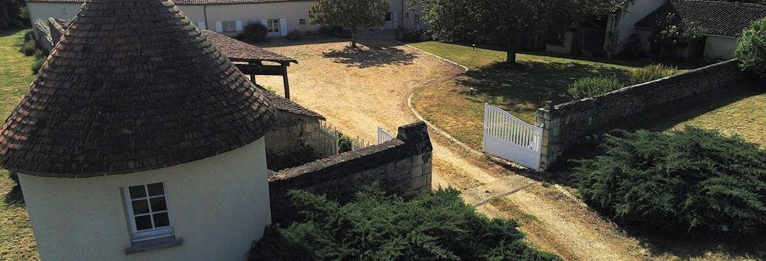 Maison 7 Pièces 215 m² à vendre à Orches (86230)