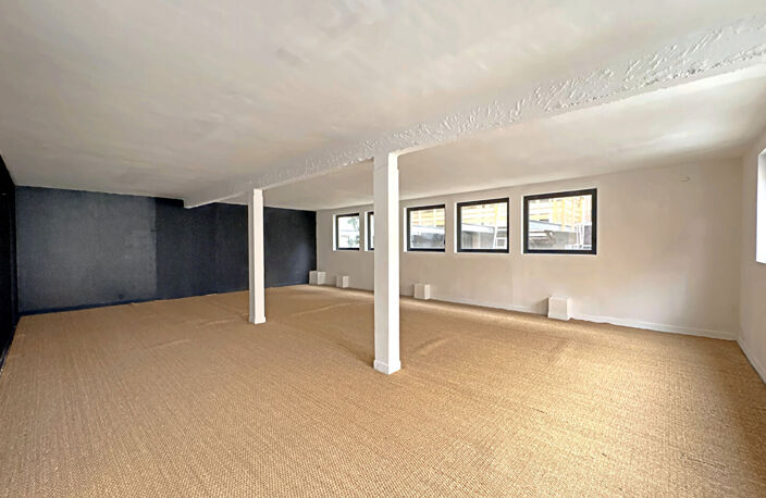TOULOUSE - Les Chalets  - Plateau  avec sous-sol d'une surface totale de 156.4 m² — photo 4