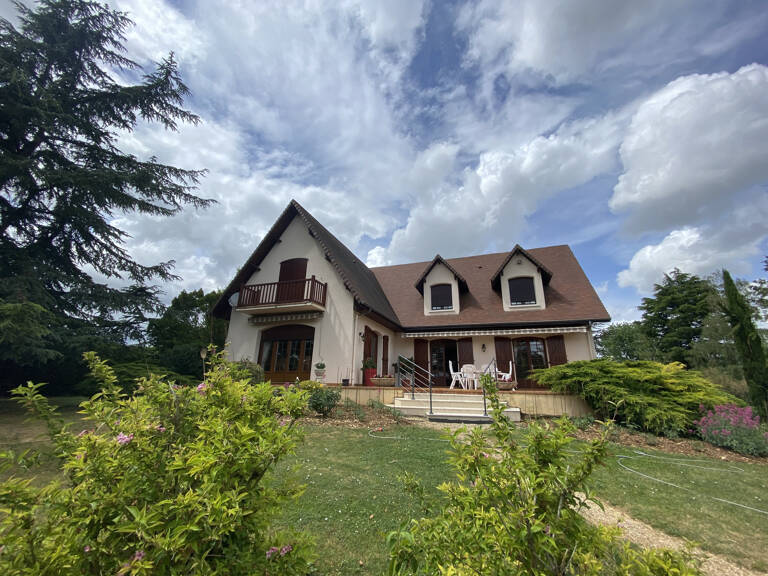 Maison 7 pièces - MIGNÉ-AUXANCES — photo 1