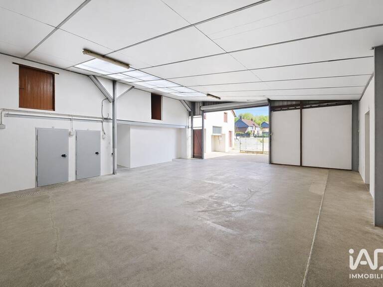 Vente Surface diverse 400 m&sup2; — photo 1