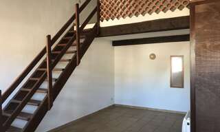 Appartement 1 Pièce 46 m² à louer à Pierrefeu-du-Var (83390)