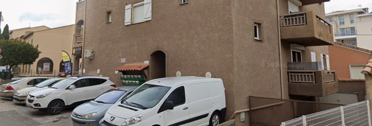 Garage   m² à louer à La Londe-les-Maures (83250)