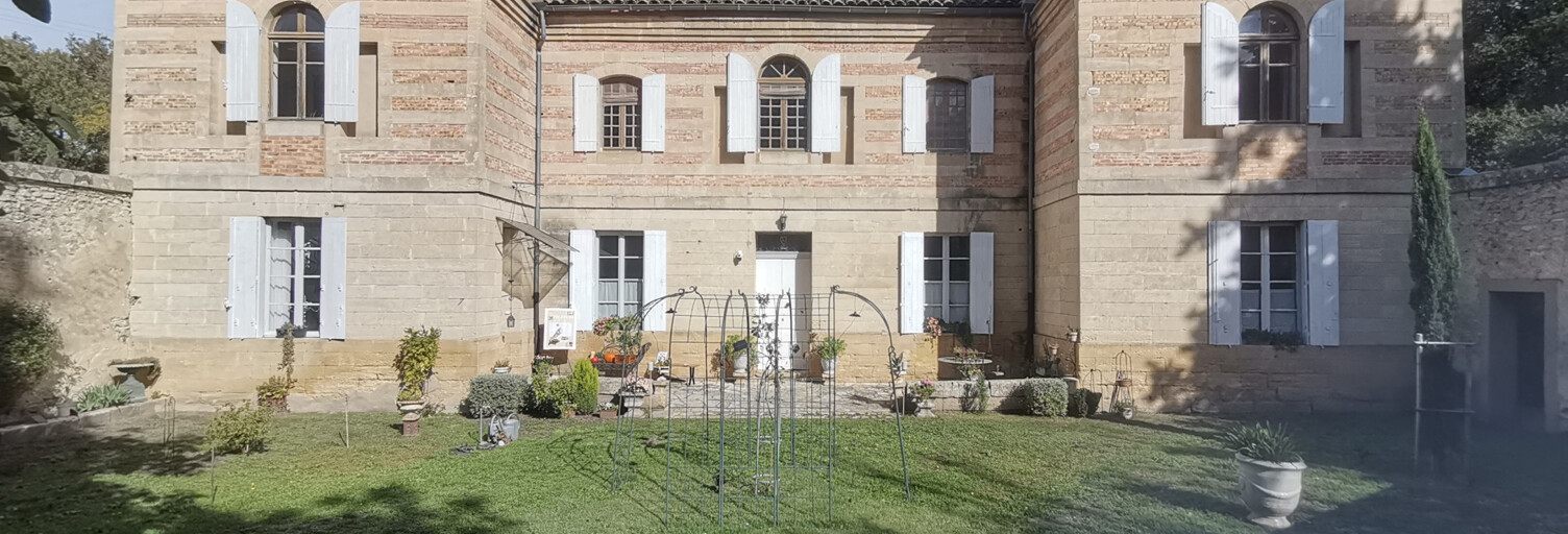 Maison 16 Pièces 450 m² à vendre à Uzès (30700)