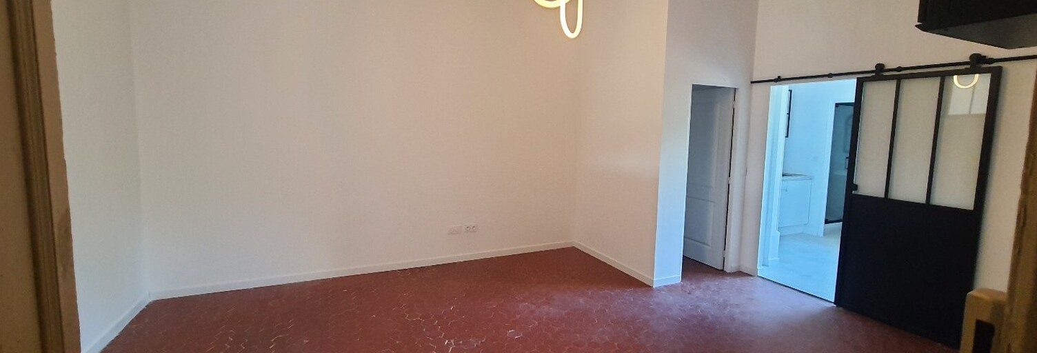 Bureau  77 m² à louer à Montpellier (34000)