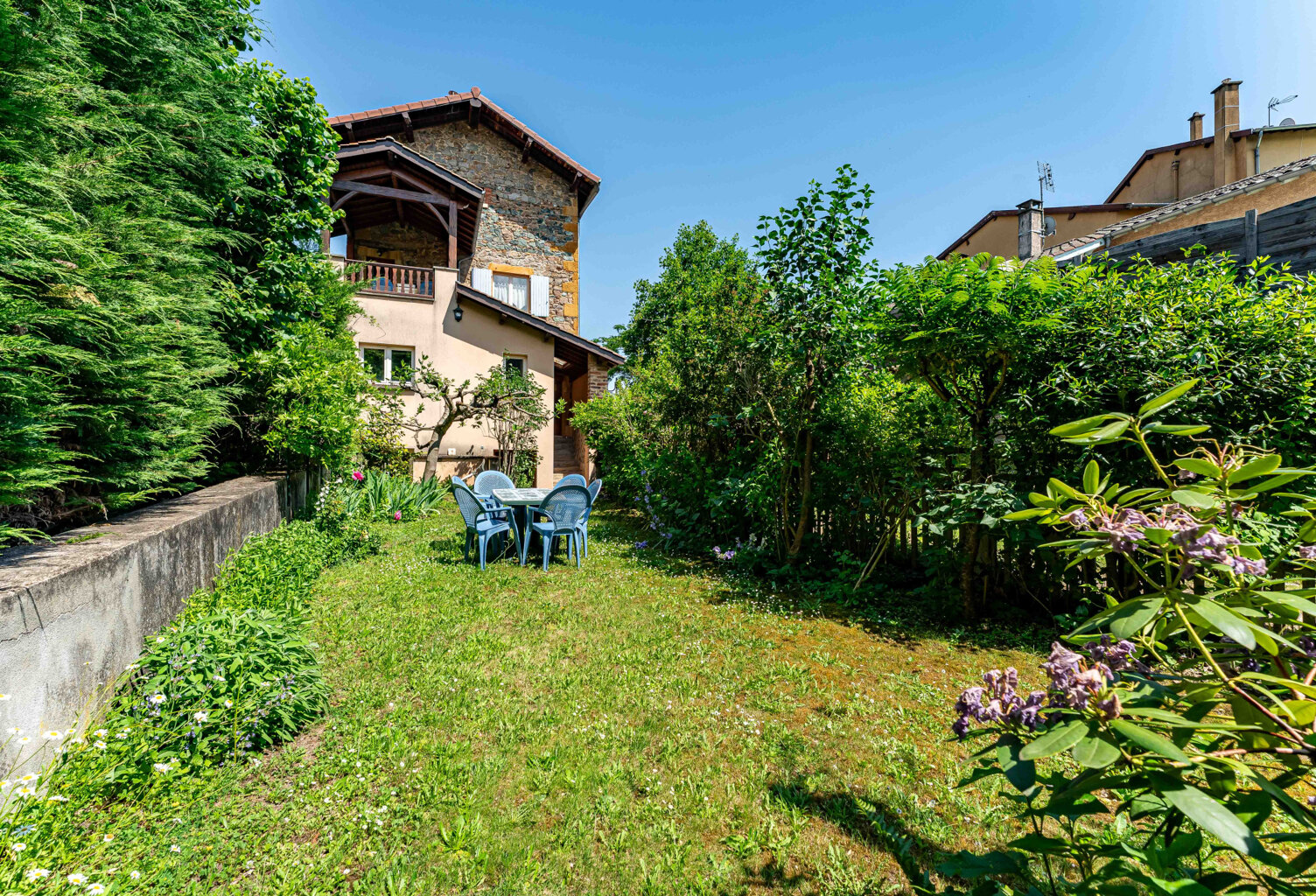 Maison en pierres avec jardin Pontchara — photo 1