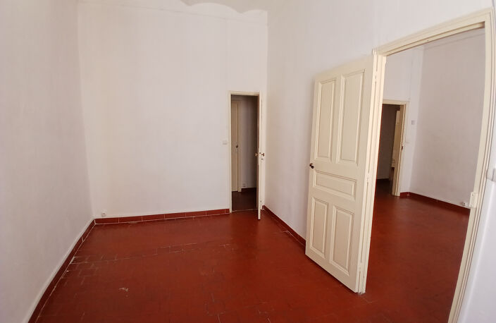 VENTE - APPARTEMENT - 5 PIECES - 94 M2 - ALES — photo 5