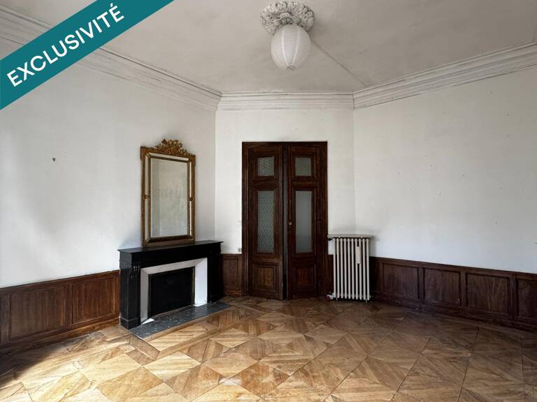 Bien de caractère dans un ancien hôtel particulier — photo 1