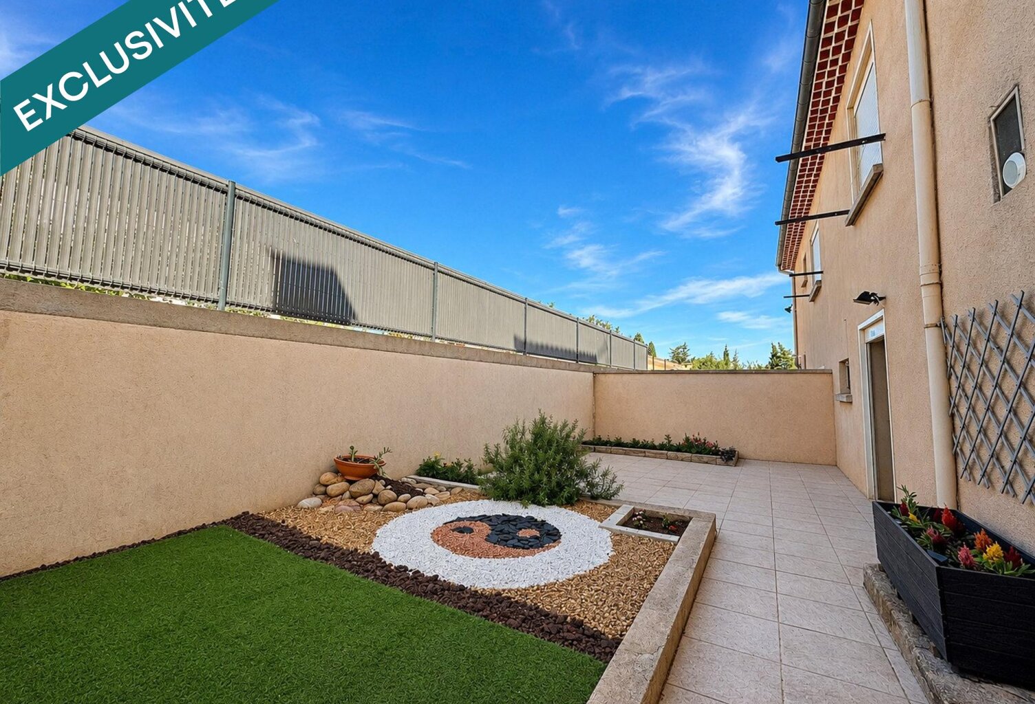 LIGNAN-SUR-ORB  MAISON IMPECCABLE AVEC TERRASSE DE 70 M² ET GRAND GARAGE — photo 1