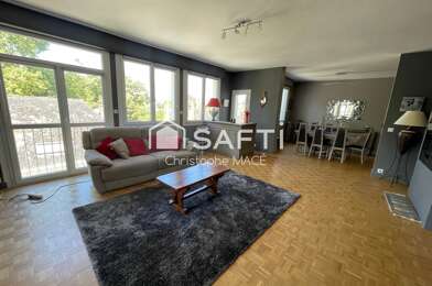 Appartement 6 pièces 304000 €
